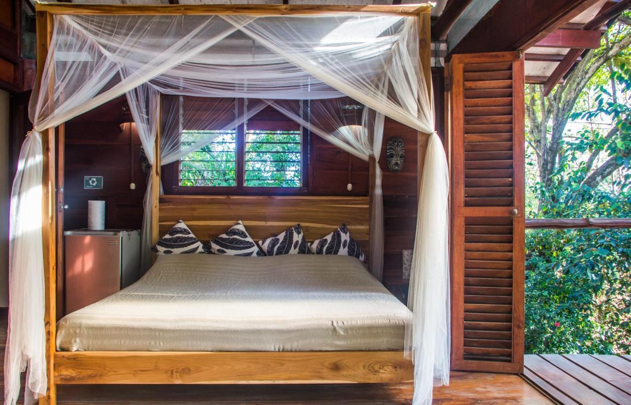 Funky Monkey Lodge Playa Santa Teresa  Eksteriør bilde