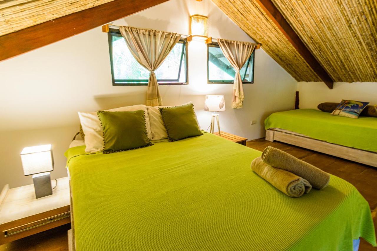Funky Monkey Lodge Playa Santa Teresa  Eksteriør bilde