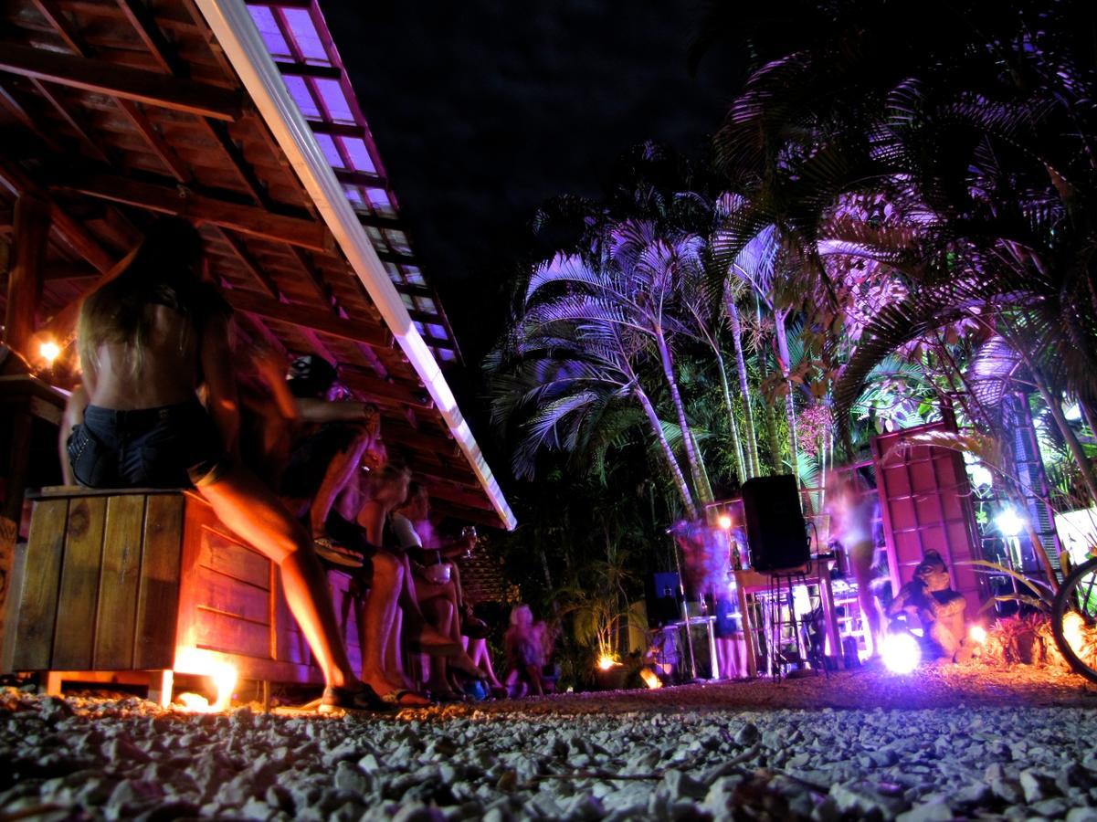 Funky Monkey Lodge Playa Santa Teresa  Eksteriør bilde